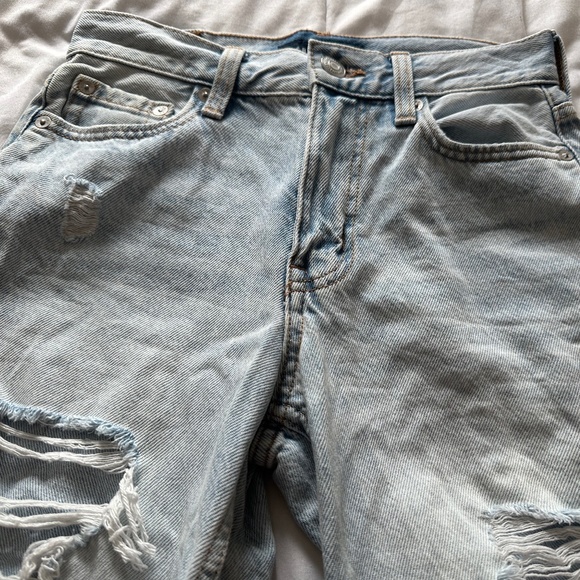 Jeans - Picture 2 of 4